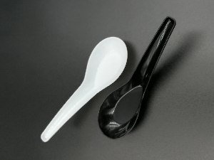 White Black soup spoon ช้อนซุปพลาสติก สีขาวและสีดำ