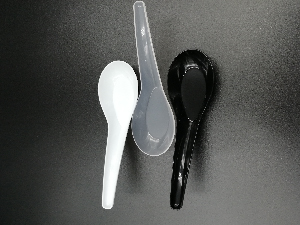 White milky soup spoon ช้อน ซุป พลาสติก สีขาว ใส และสีดำ